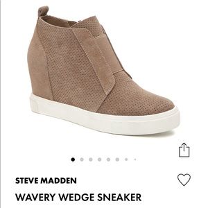 Steve Madden Wavery Wedge Sneaker